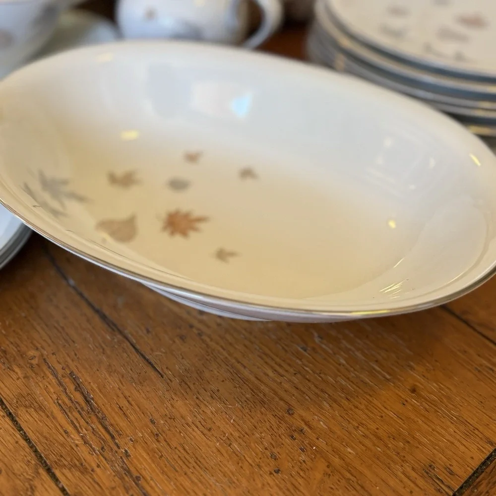 Heinrich Allure Anmut Bavaria Porcelain Gravy Boat 